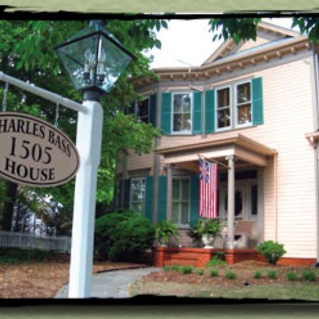 Charles Bass House Bed & Breakfast South Boston Exterior photo
